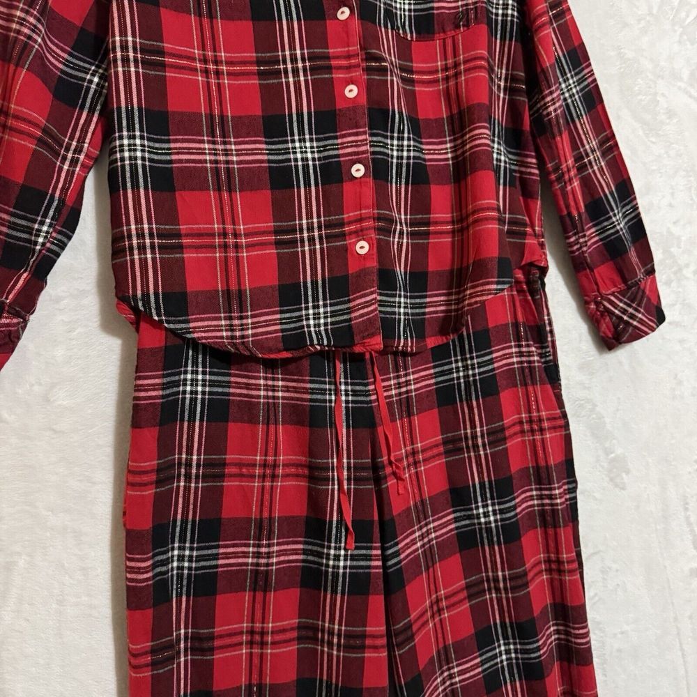 Victoria's Secret Flannel Pajama Set Size XS Red Gold Long Sleeve Pants Pockets - Picture 4 of 16